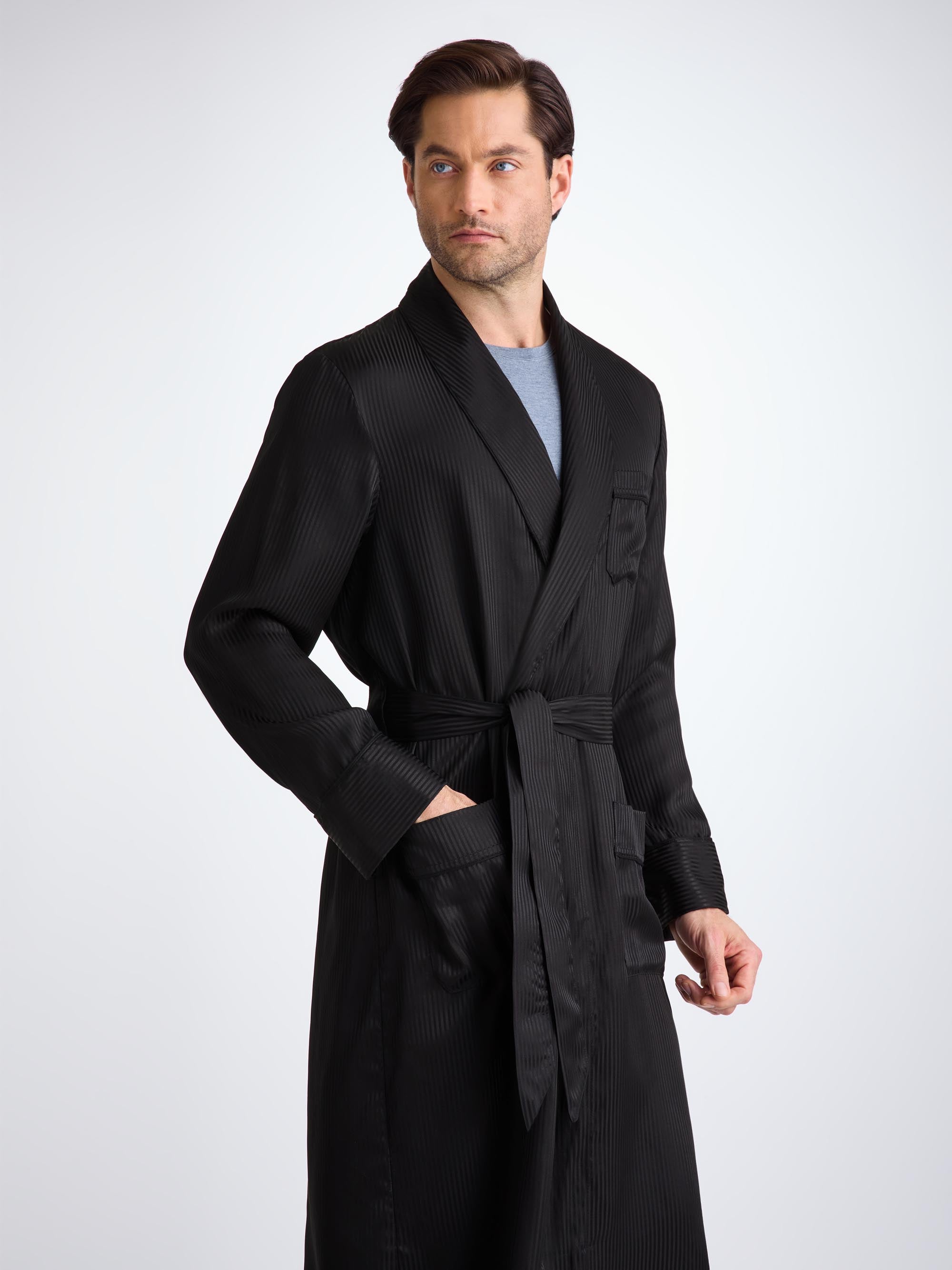 Men's Dressing Gown Woburn 8 Silk Satin Black